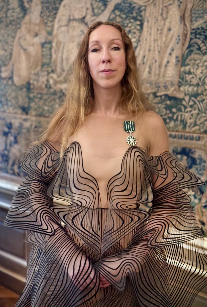 Iris-van-Herpen-Chevalier-des-Arts-et-Lettres – copyright Iris van Herpen